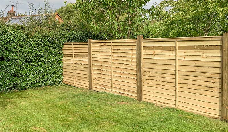 Is a Horizontal Fence Right For You? (Here Are Some Things to